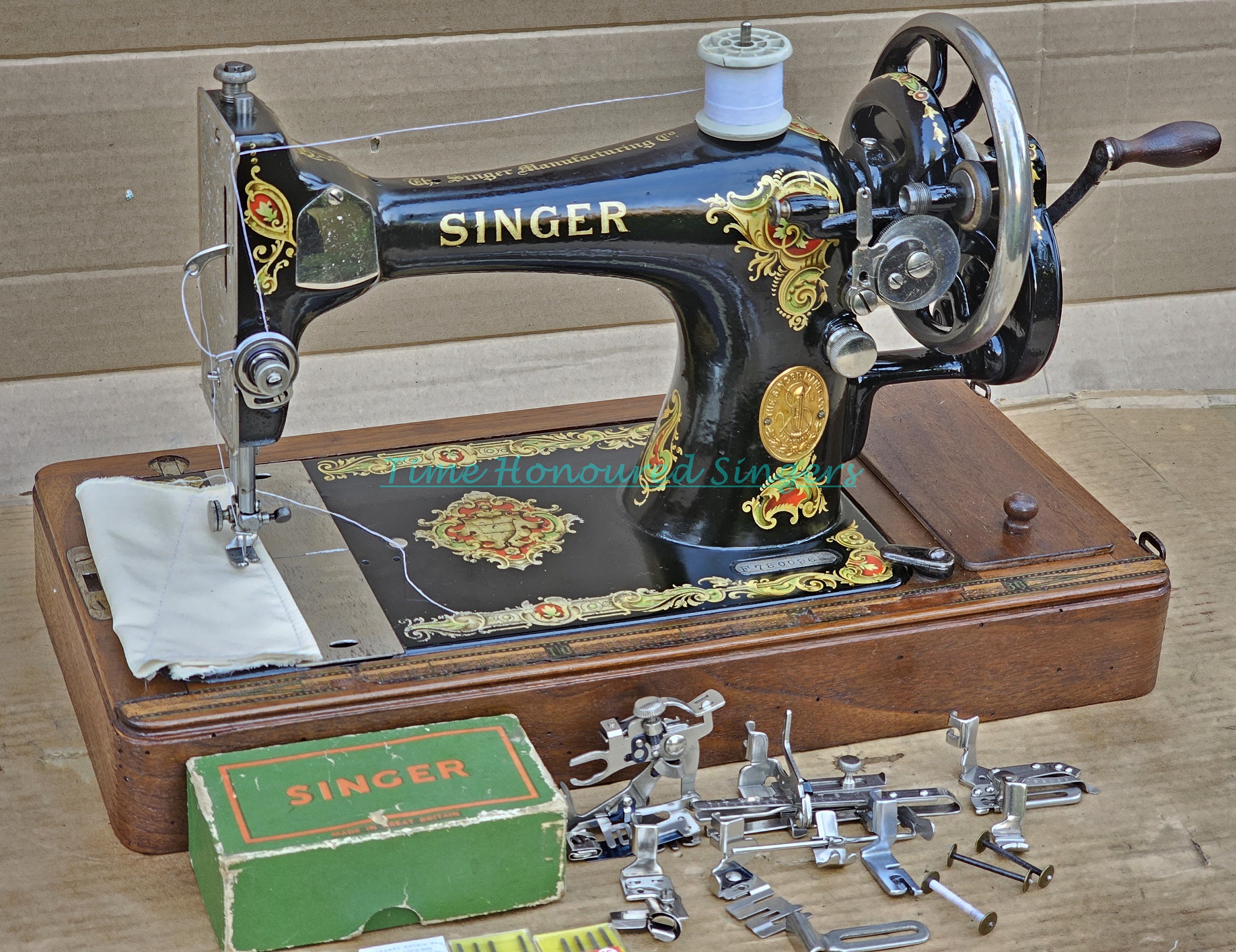 SINGER Sewing Machine Bentwood Carrying Wooden Case Top Cover Lid 99 28 128  VS-3