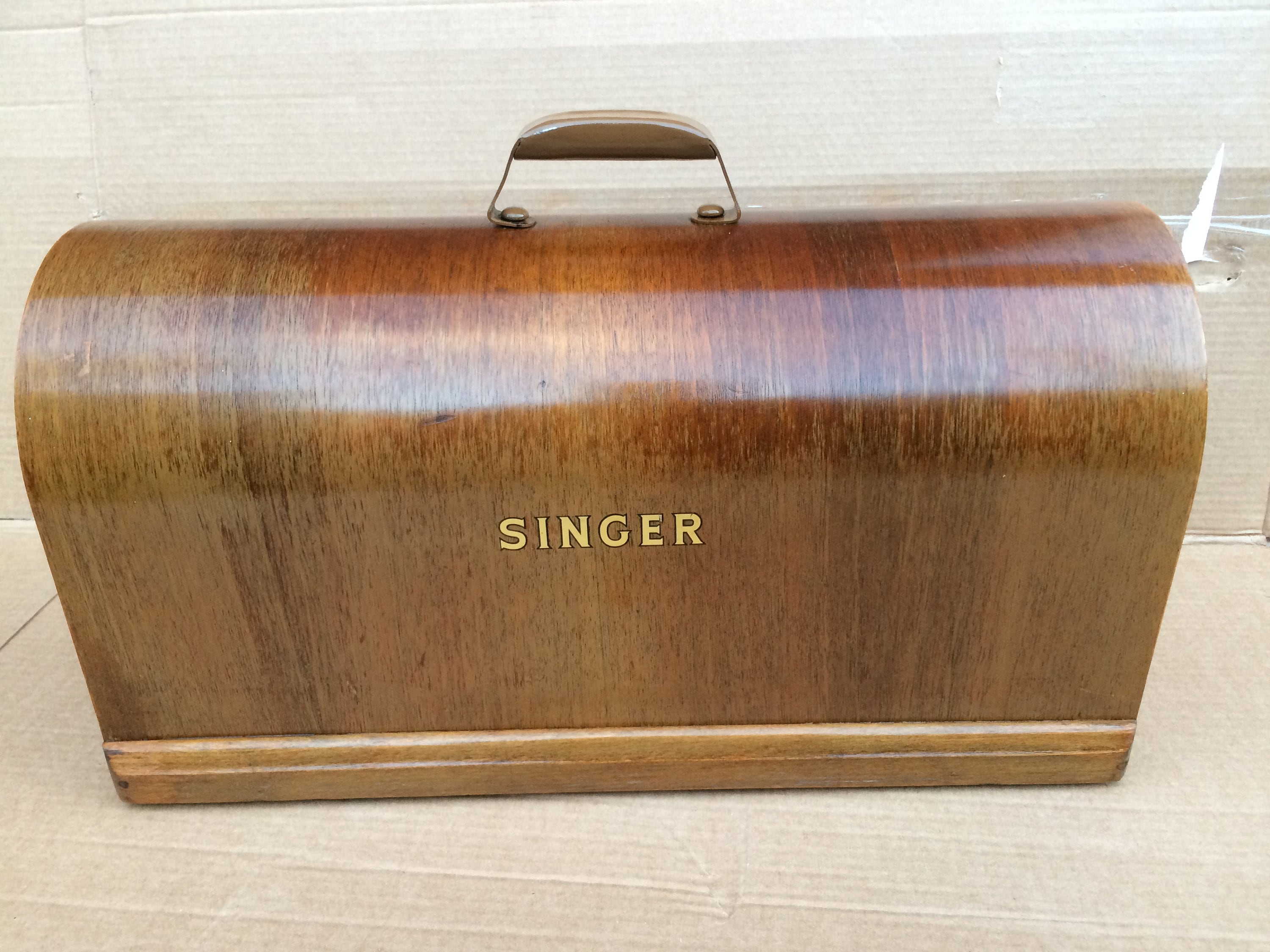 Singer Featherweight Sewing Machine Carrying Case Made From PNW Red Cedar.  