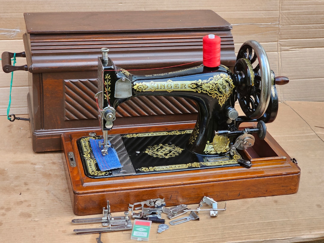 What is this vintage Singer sewing machine worth? : r/vintagesewing