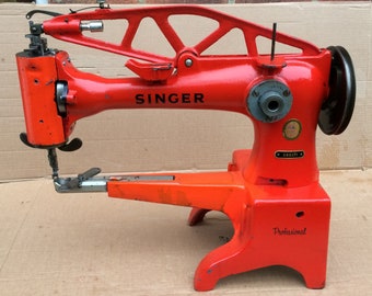 Red Singer 29K71 Free-arm heavy duty Leather Patcher  Antique Sewing Machine