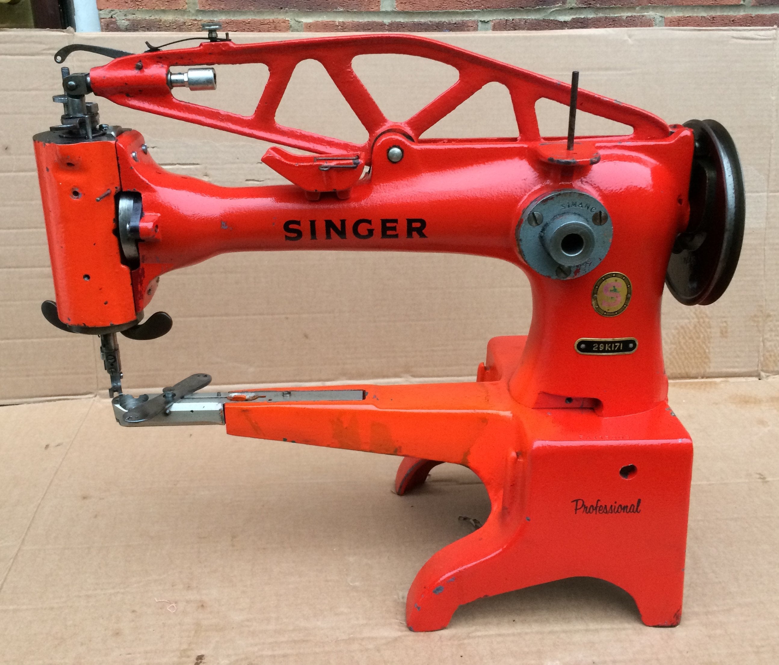 Singer Sewing Machine Treadle Cast Iron Base Dress Guard 