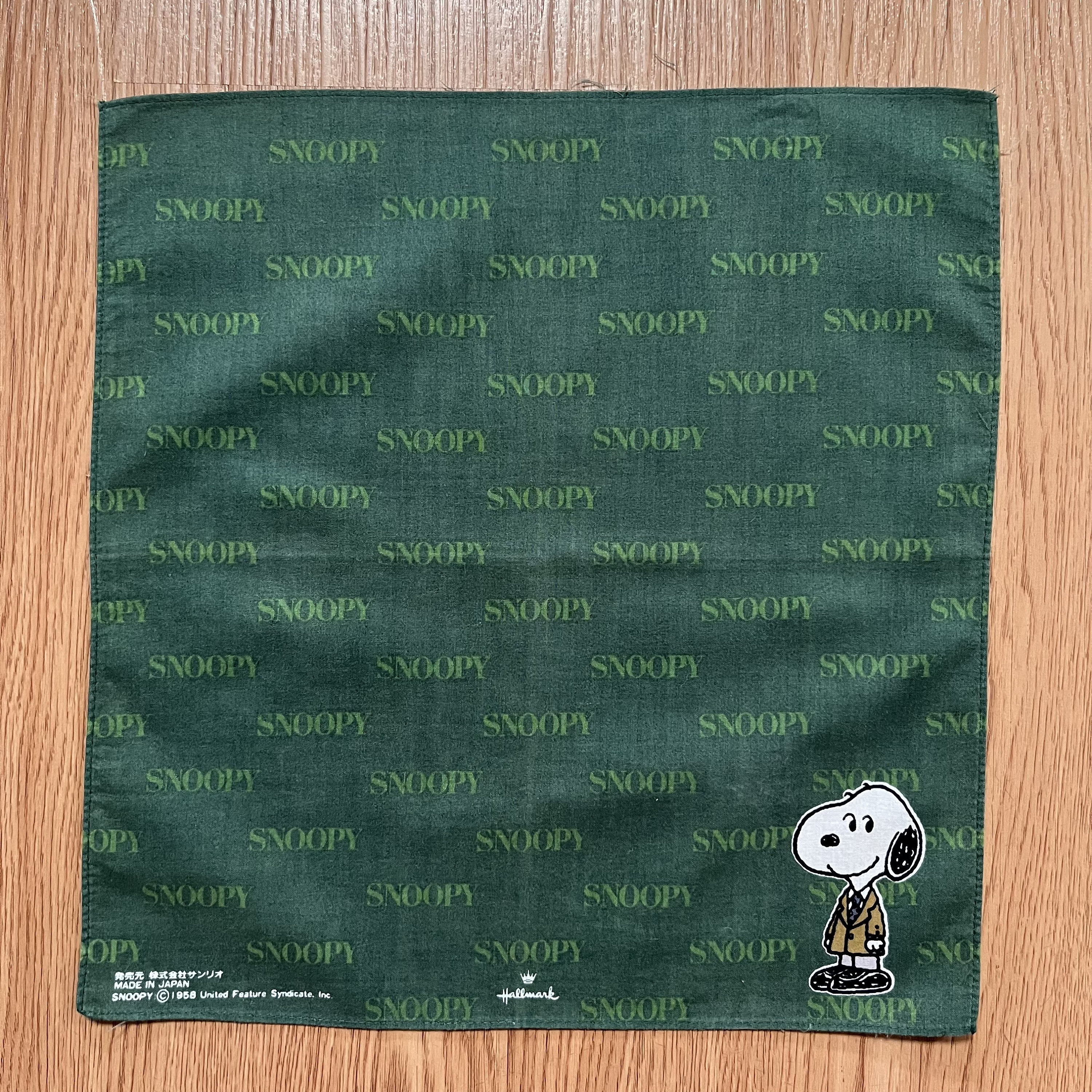 90s80sスヌーピーPEANUTSスカーフvintageヴィンテージ Vintage90s Snoopy and Friends Handkerchief - Etsy