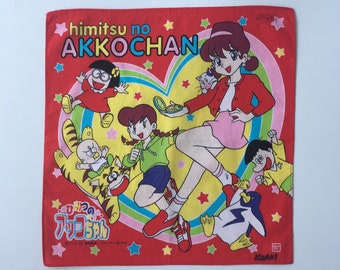 ヴィンテージ ひみつのアッコちゃん ハンカチ: 日本の漫画グッズ