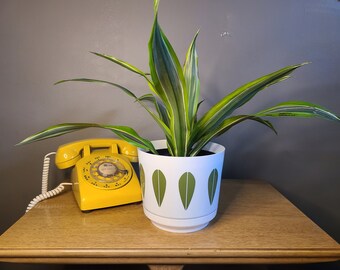 Cathrineholm CH Inspired 6" Planter - Choose Your Color
