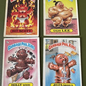 Topps - Garbage Pail Kids - Hot Scott 64a, Ugh Lee 83a, Holly Wood 125a, Jules Drools 204a - 4 Stück - Vintage - 1980er Jahre