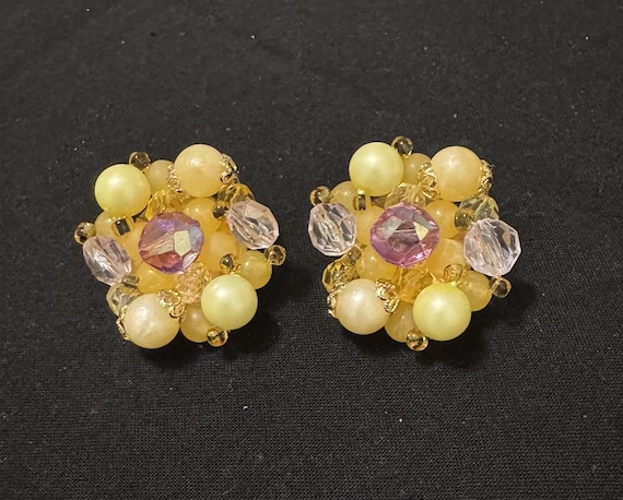 Boucles D'oreilles à Clips Longues Avec Perles Roses Anciennes En Pâte De Verre - Bon état Occasion