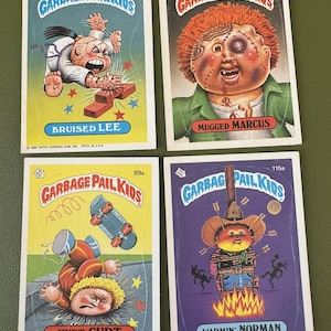 Topps - Garbage Pail Kids - Bruised Lee 94a, Mugged Marcus 102a, Hurt Curt 89a, Warmin' Norman 115a - Veel (4) - Vintage - jaren 80