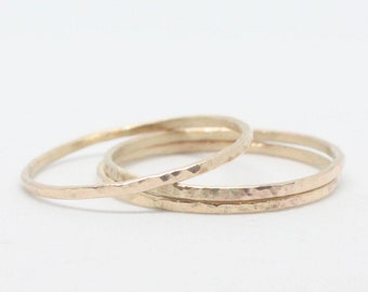 3 thin 18k OR solid gold ring . Set of 3 gold rings . Delicate hammered skinny ring . Dainty stacking ring set . Gift ideas . SAMENA .