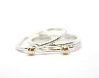 Bagues empilables OR 375 et argent 925 . Délicate bague femme bille d'or . Lot de 3 bagues minimalistes . Idée Cadeau noel . SAMENA bijoux