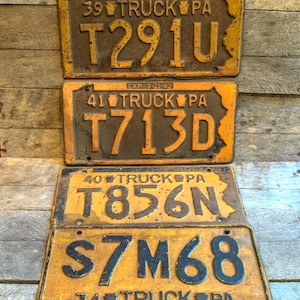 Antique PA Truck licence plates
