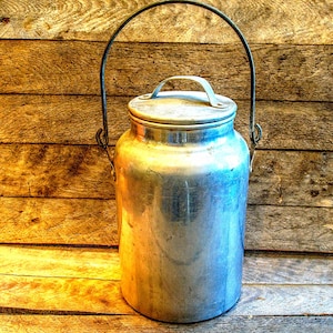 one gallon Viko milk can