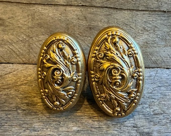 Borrow's Lock Company door knobs