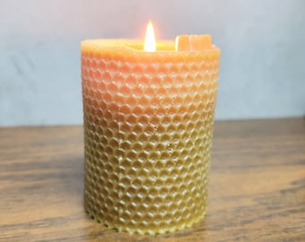 Honeycomb natural beeswax candle with hemp wick ( local apiary / cruelty-free harvest / cotton-free wick / fragrance-free )