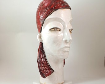 Nathalie 1979, Escultura de cerámica