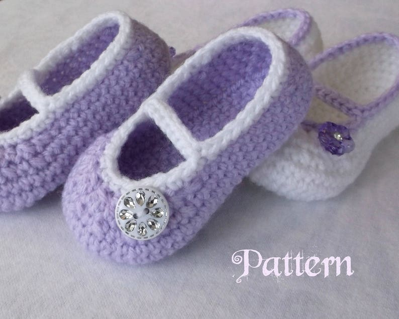 Crochet PATTERN Baby Girl's Booties Sizes 0 12 Months Baby Booties Baby Girl Pattern Baby Girl Bootie Pattern Crochet Pattern image 1