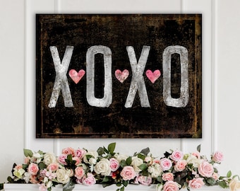 XOXO Hugs & Kisses Heart Sign, Valentine's Day Decor, Black and White Love Art Print, Romantic Gifts for Lovers, Modern Farmhouse Wall Decor