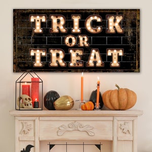 Spooky Halloween Wall Decor Trick or Treat Sign, Creepy Steampunk Rustic Fall Sign Vintage Farmhouse Wall Decor Canvas, Autumn Decoration