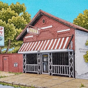 Puede incluir: Una pintura de acuarela de un edificio de ladrillo con un toldo rojo que dice "Cerveza". El edificio tiene un letrero que dice "Deep Eddy Cabaret" con un gr&aacute;fico de tornado. Hay un letrero que dice "Comestibles y Vinos" en el lado del edificio.