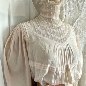 Antique Victorian Edwardian Pink Lace High Neck Bodice