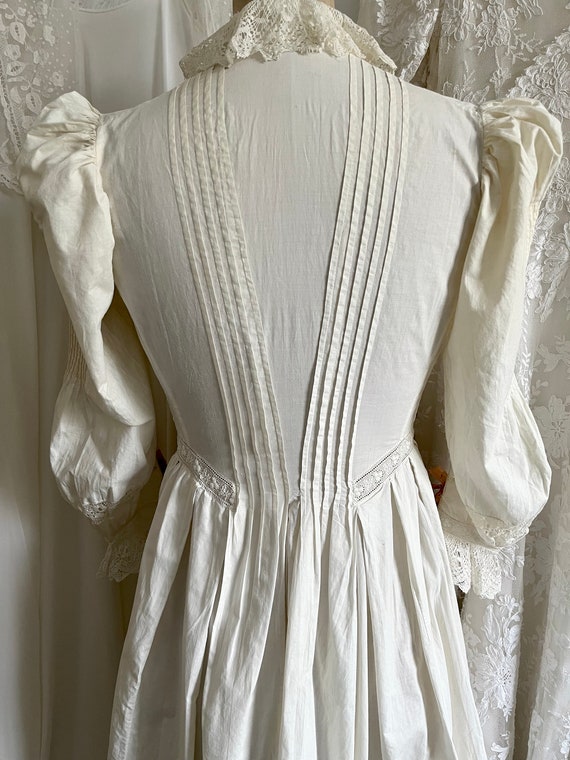 Antique Victorian Lace Trimmed Ribbon Bow Dress Gem