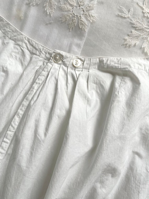 Antique Dotted Embroidery Split Leg Bloomer Shorts - image 7