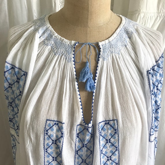 Vintage 1970s Romanian Blue Embroidered Blouse - image 1