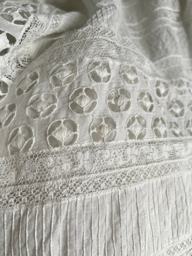 Antique/Vintage Victorian/Edwardian Eyelet Lace Maxi Dress S