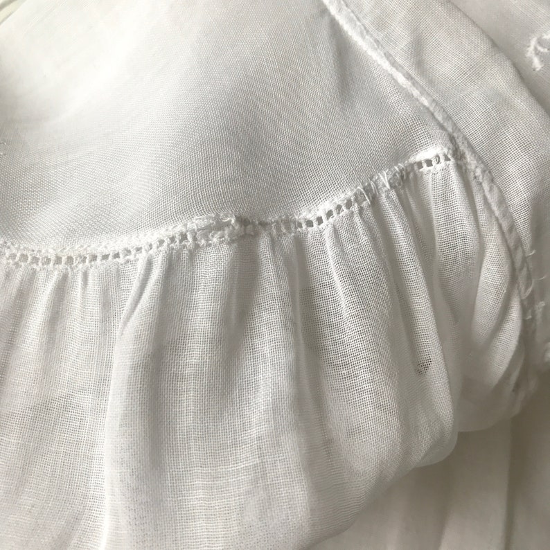 Sold As Is XS Antique Embroidered Cotton Lawn Blouse Small UK 6-8