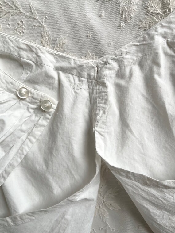 Antique Dotted Embroidery Split Leg Bloomer Shorts - image 6