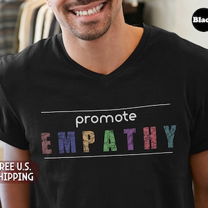 FÖRDERN EMPATHIE V-Ausschnitt Shirt, unisex, T-Shirt, Freundlichkeit, Mitgefühl, Toleranz, kostenloser Versand, lustiges Geschenk