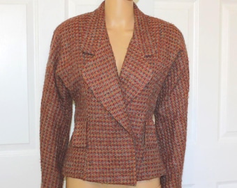 Talla M, blazer de lana vintage de los años 90 con hombros curvos, cintura de 74 cm.