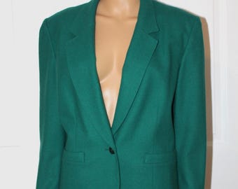 Size medium, Pendleton Green Wool Skirt Suit, Vintage 1980's, 29" waist
