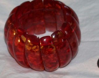 Vintage 1990's plastic cuff bracelet