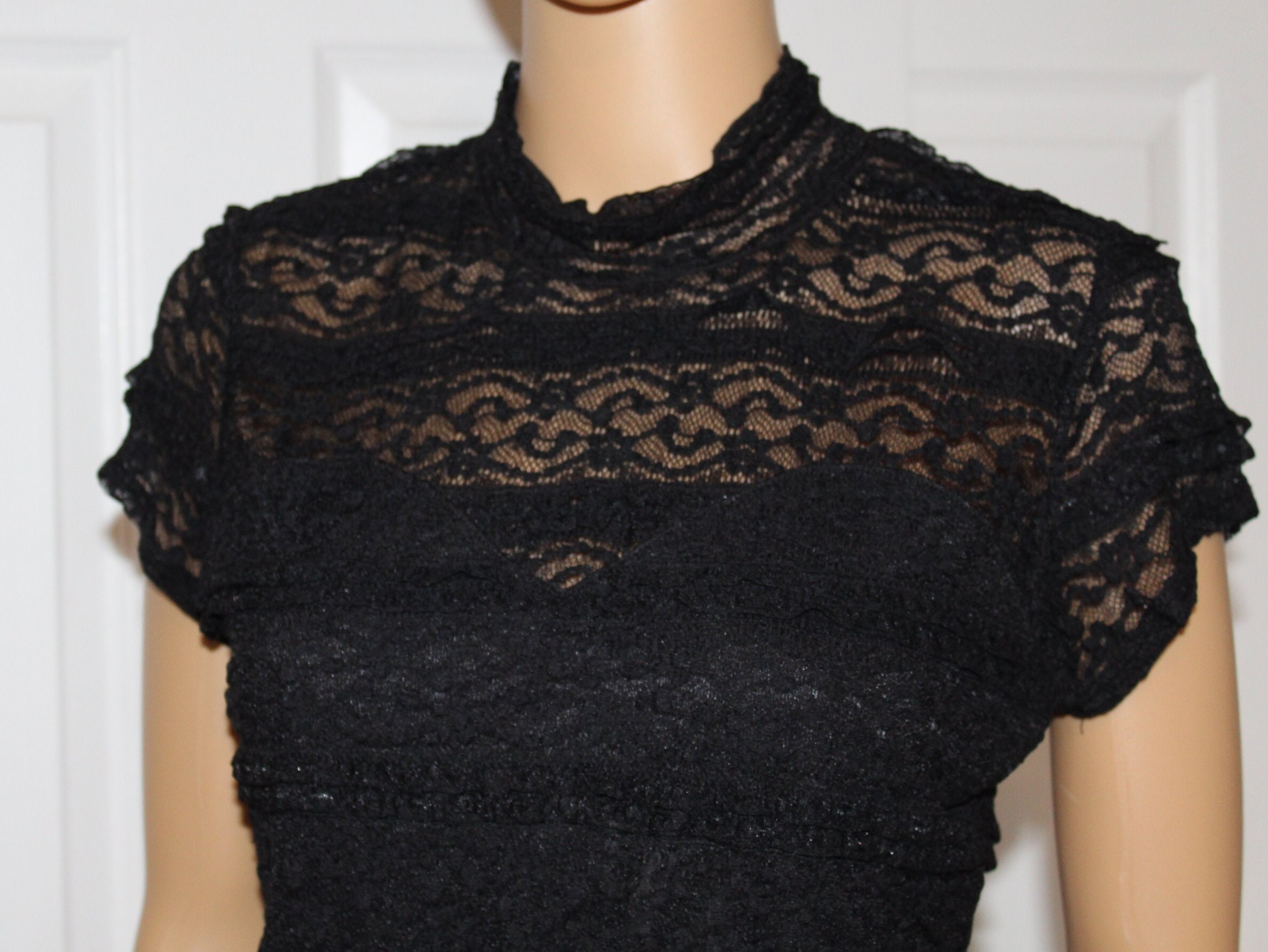 Sz M, Vintage Guess, Stretch Lace Top With See Through Back