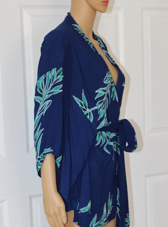 SZ. M, Batik Rayon Wrap with Kimono Sleeves, Vint… - image 3