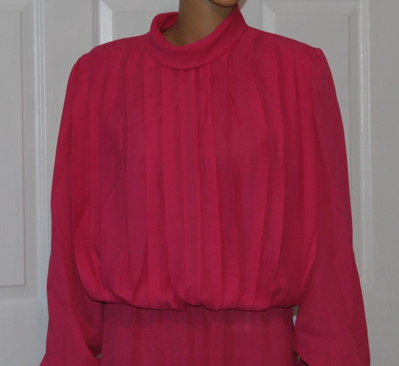 Size M,Hot Pink Dress with Pleated Bodice, Vintag… - image 2