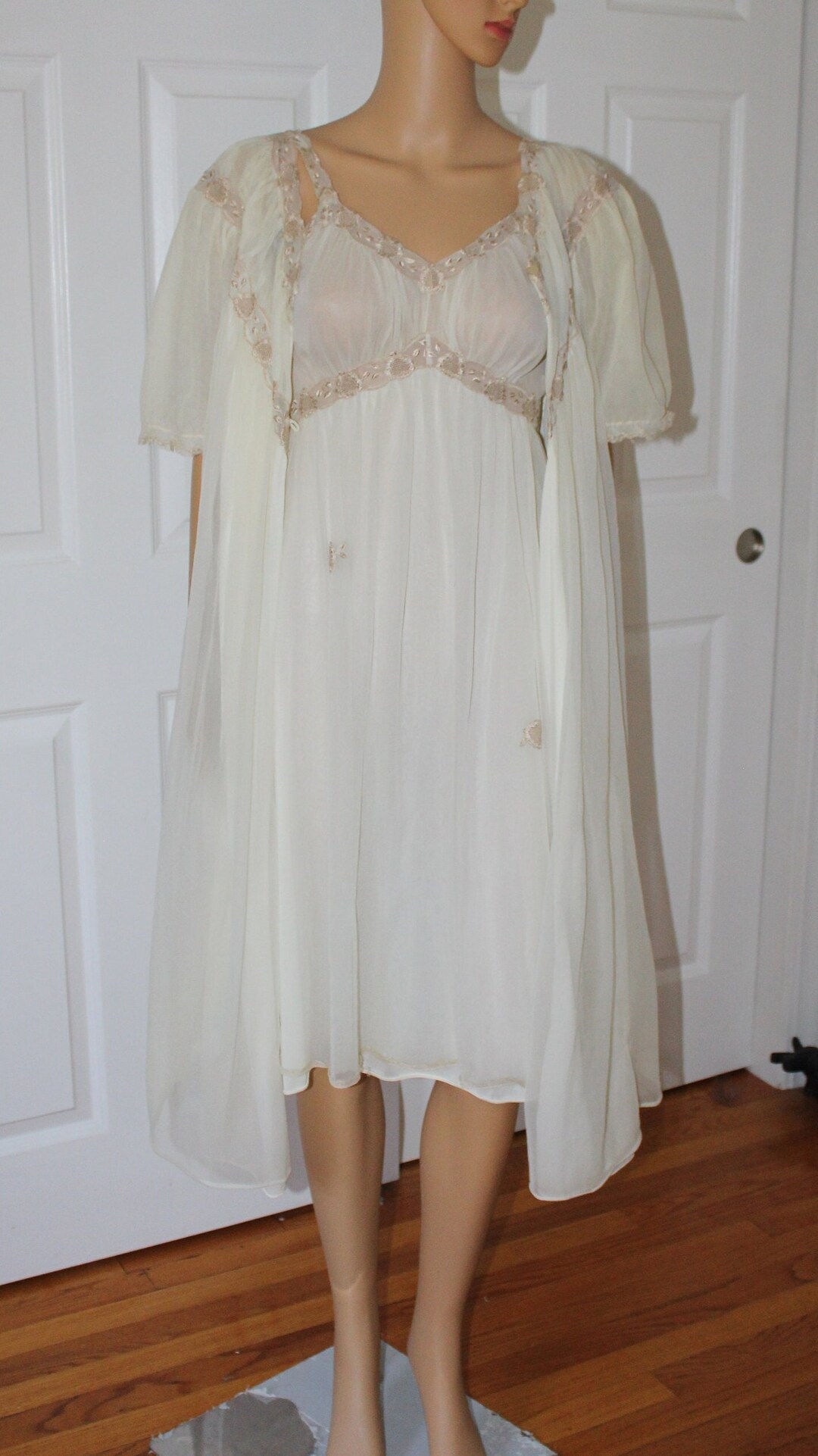 XS, Nylon Chiffon Peignoir Set, Vintage 1950's, 32 Bust - Etsy