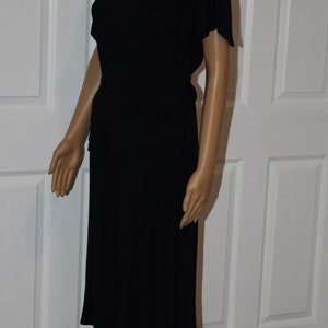 Size L, 1940's Vintage Wool Crepe Dress with Peplum and Swag, 33 waist image 3