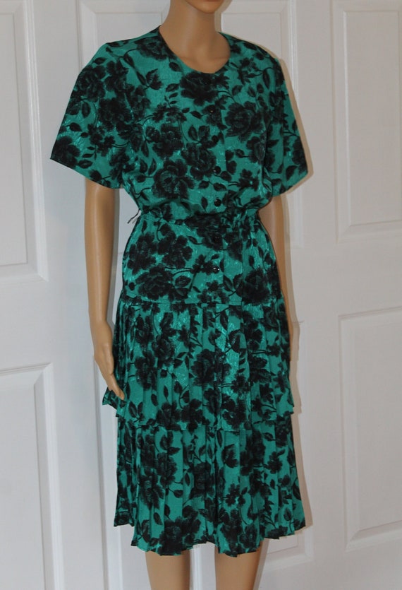 XS petite, Black and Green Rose Patterned Dress w… - image 1