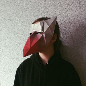 BIRD MASK. Papercraft, 3d papercraft template, Hand low poly papercraft, Polygon Paper Mask, DIY Printable Masks, 3D animal paper trophy