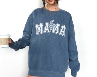 Mama Sweatshirt, Checkered Mama Sweatshirt, Retro Mama Shirt, Mother’s Day Gift, Mom Life Sweatshirt, Motherhood Sweater, Gifts for Mom