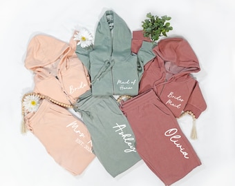Personalized Bridal Zip Up Sweatshirt and Jogger, Gifts for Bridal Party, Personalized Bridal Shower Bridal Party Proposal Gift