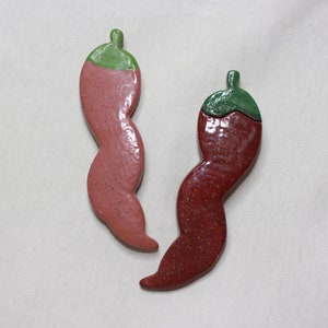 Large Ceramic Chile Pepper Magnet - red chile green chile new mexico enchilada ristra refrigerator magnet desert decoration, southwestern