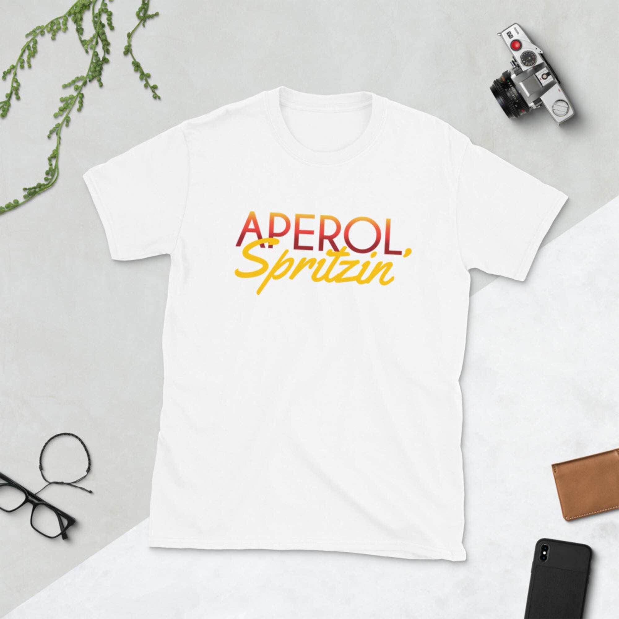 Discover Aperol Spritz Cocktail Party Trinken Tag T-Shirt