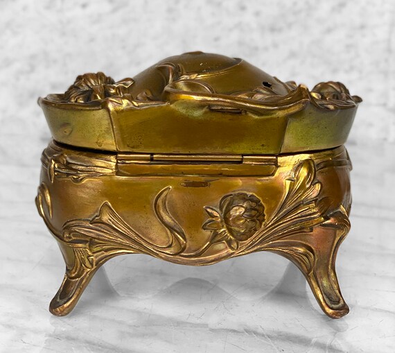 Vintage Art Nouveau Gold Gilded Cast Metal Trinke… - image 9