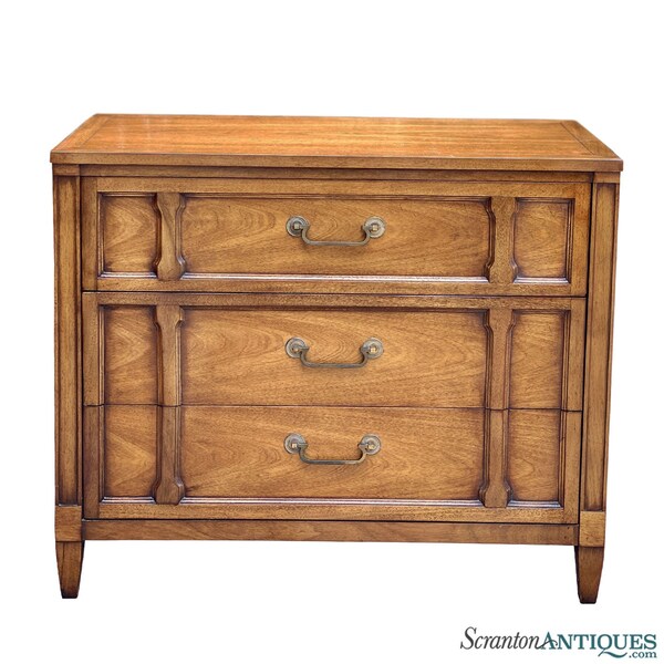 Vintage Drexel Heritage Traditional Mahogany 3-Drawer Chest Server