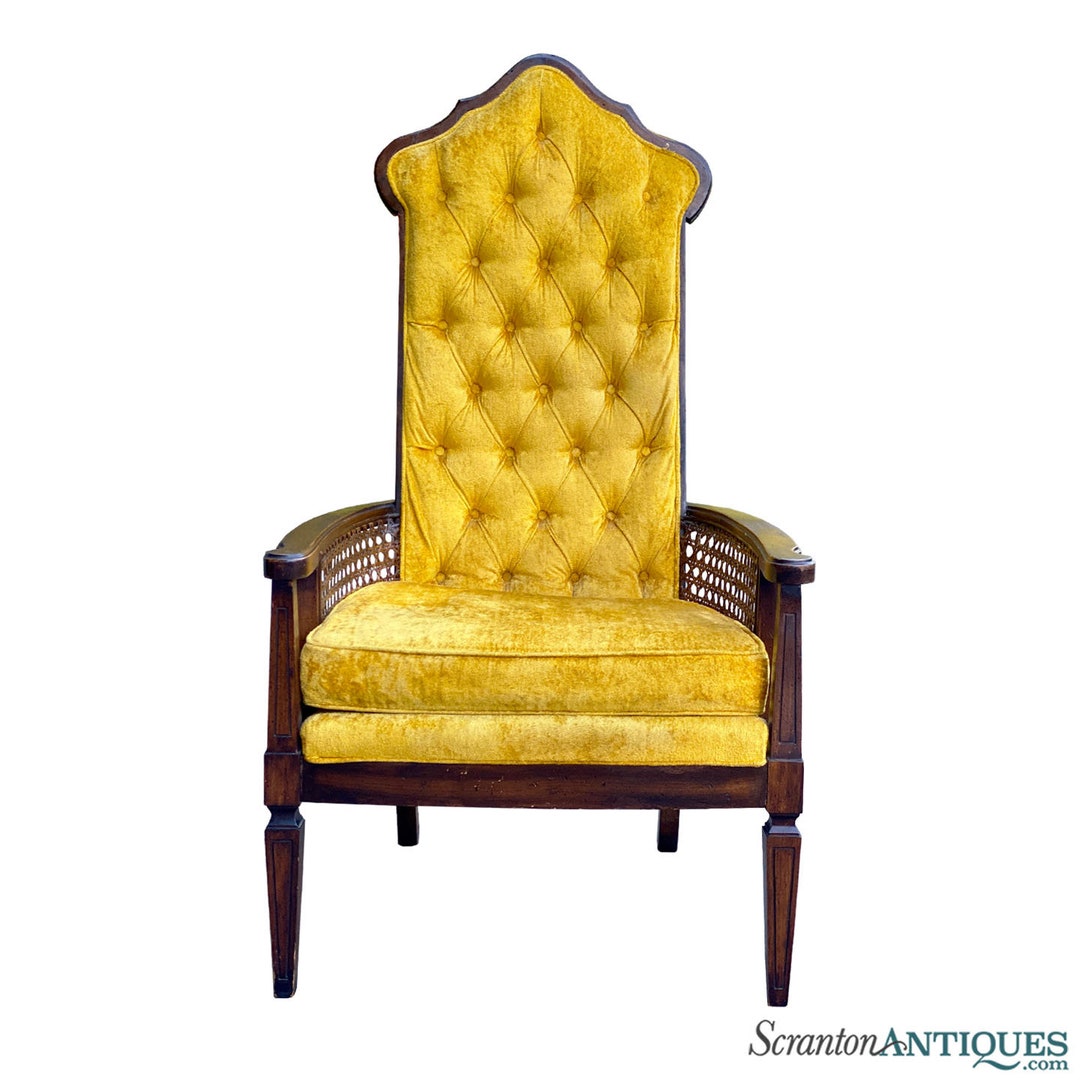 Midcentury Gothic Revival Mahogany Tuft Gold Velvet Tall Back Club