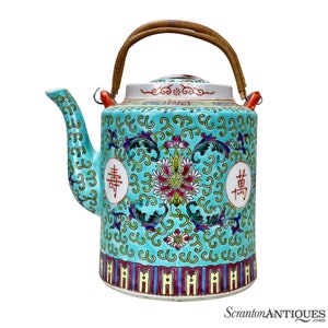Vintage Chinese Porcelain Famille Verde Enamel Floral Motif Teapot