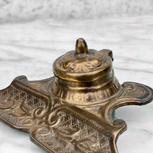 Vintage Victorian Gilded Brass Inkwell Fountain Pen Stand image 7