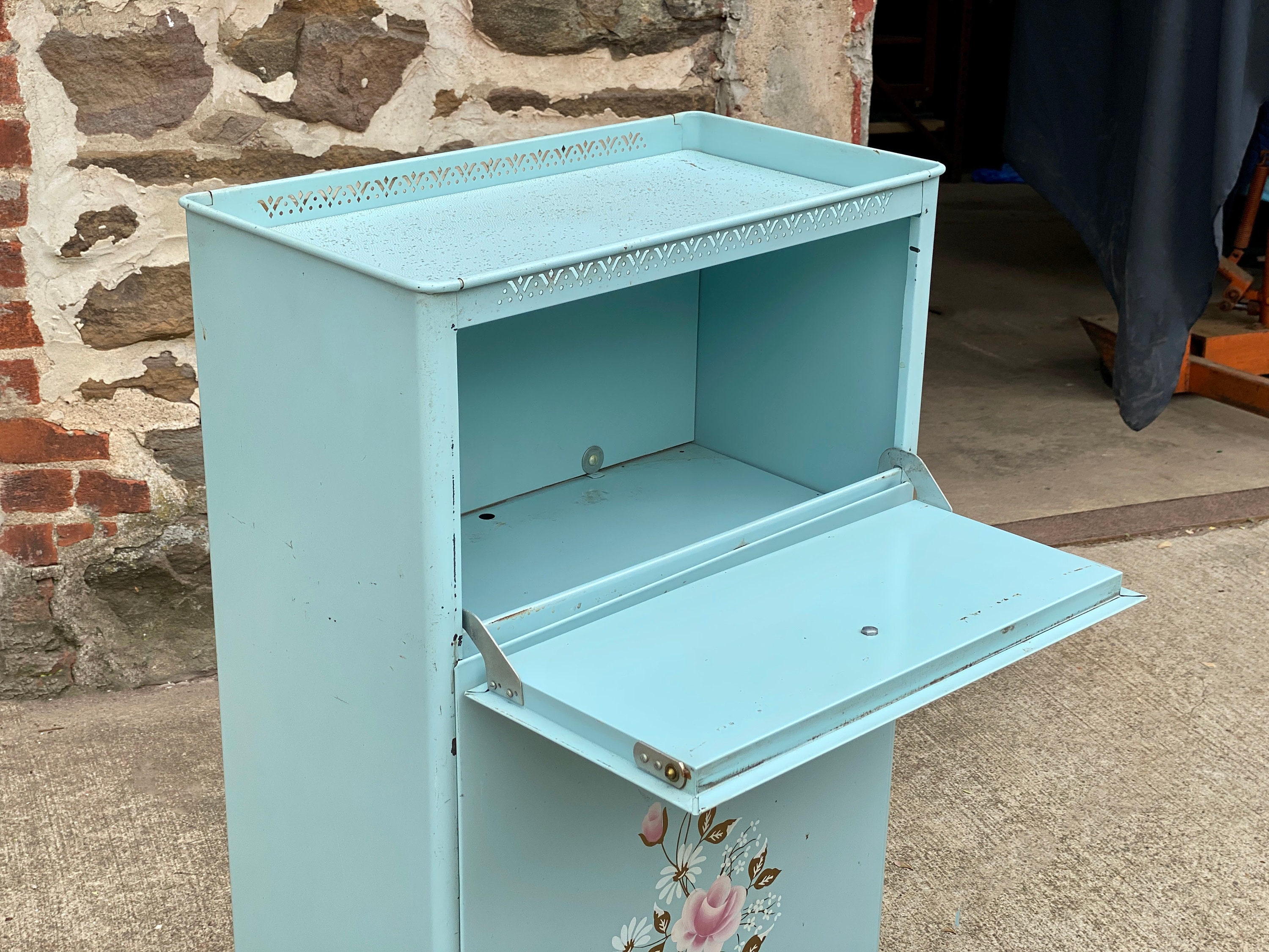 MidCentury Powder Blue Metal Detecto Laundry Hamper w/ Floral Etsy